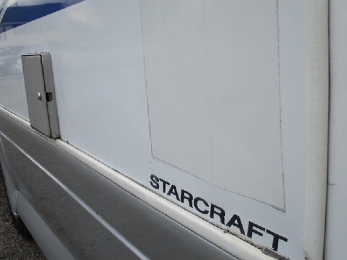 Photo of Shuttle Bus for sale: 2006 GMC 5500