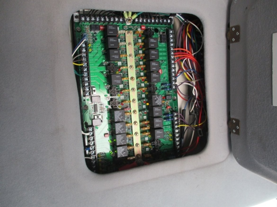 Photo of Shuttle Bus for sale: 2006 GMC 5500