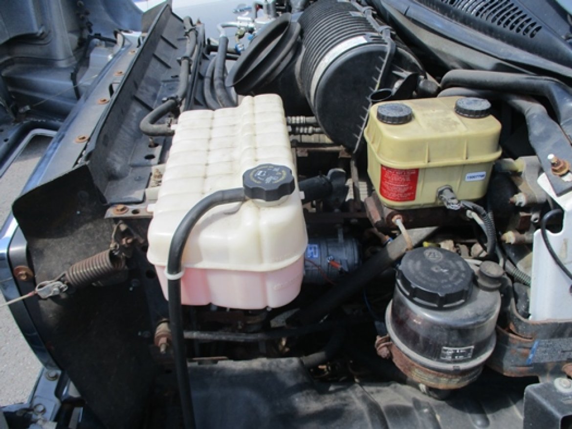 Photo of Shuttle Bus for sale: 2006 GMC 5500