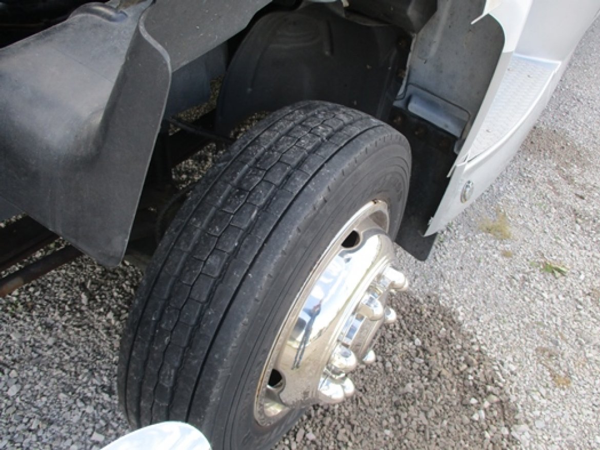 Photo of Shuttle Bus for sale: 2006 GMC 5500