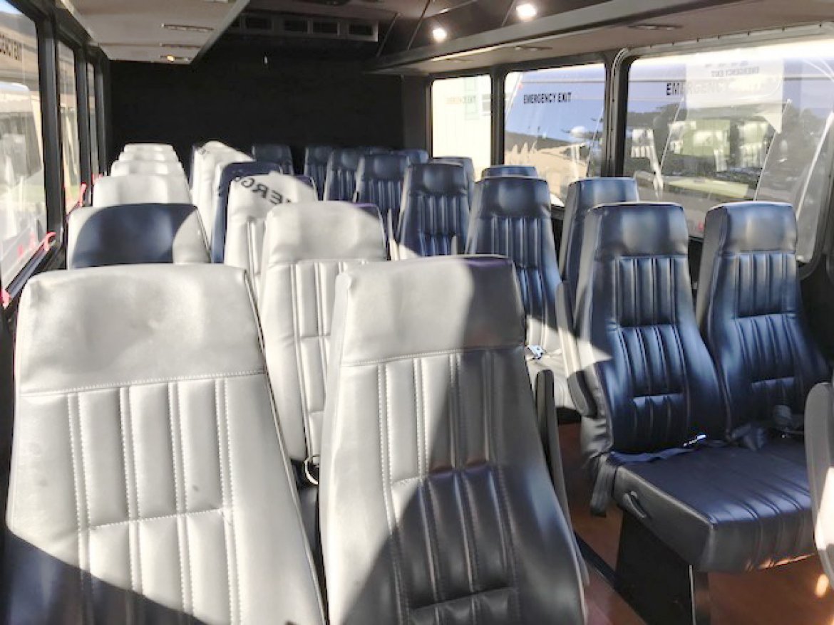 Shuttle Bus for Sale in Oaklyn, NJ - Photo 13