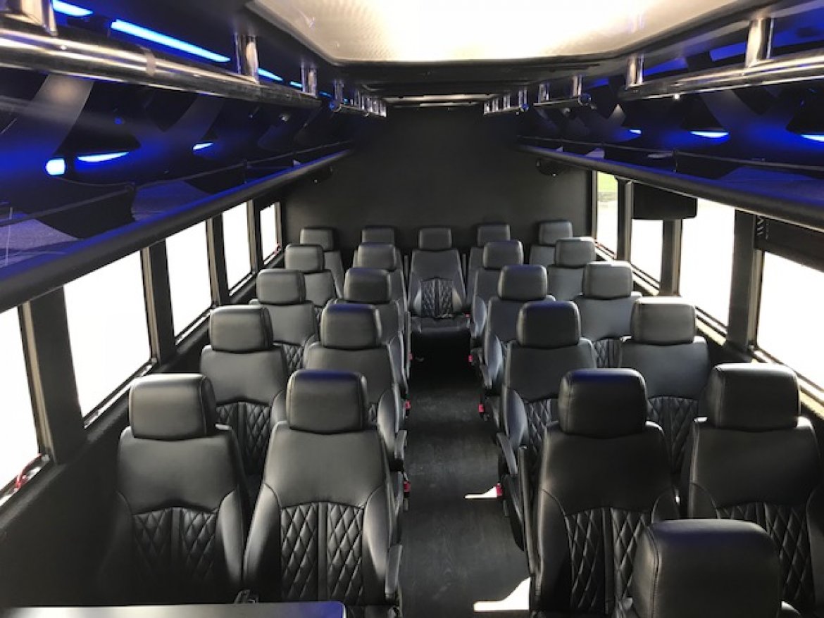 Executive Shuttle for Sale in Oaklyn, NJ - Photo 17