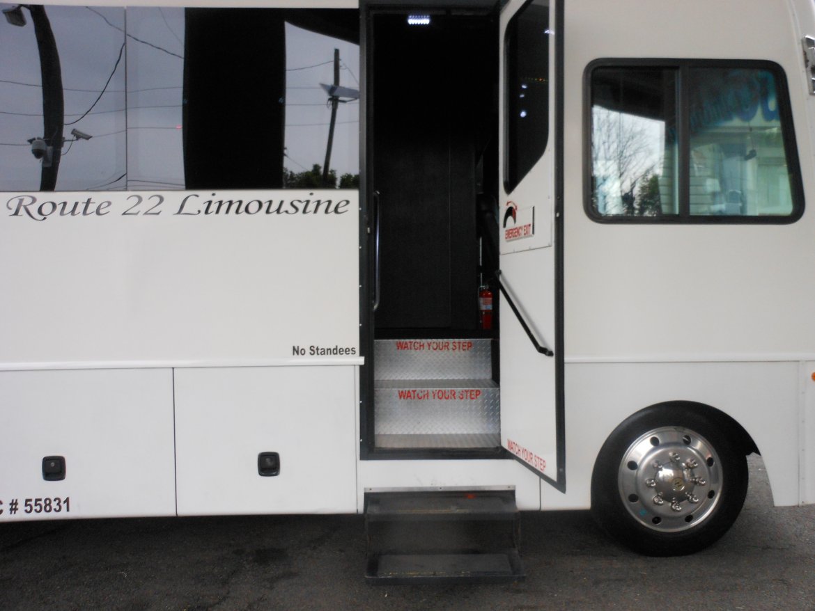 Limo Bus for Sale in Hillside, NJ - Photo 7