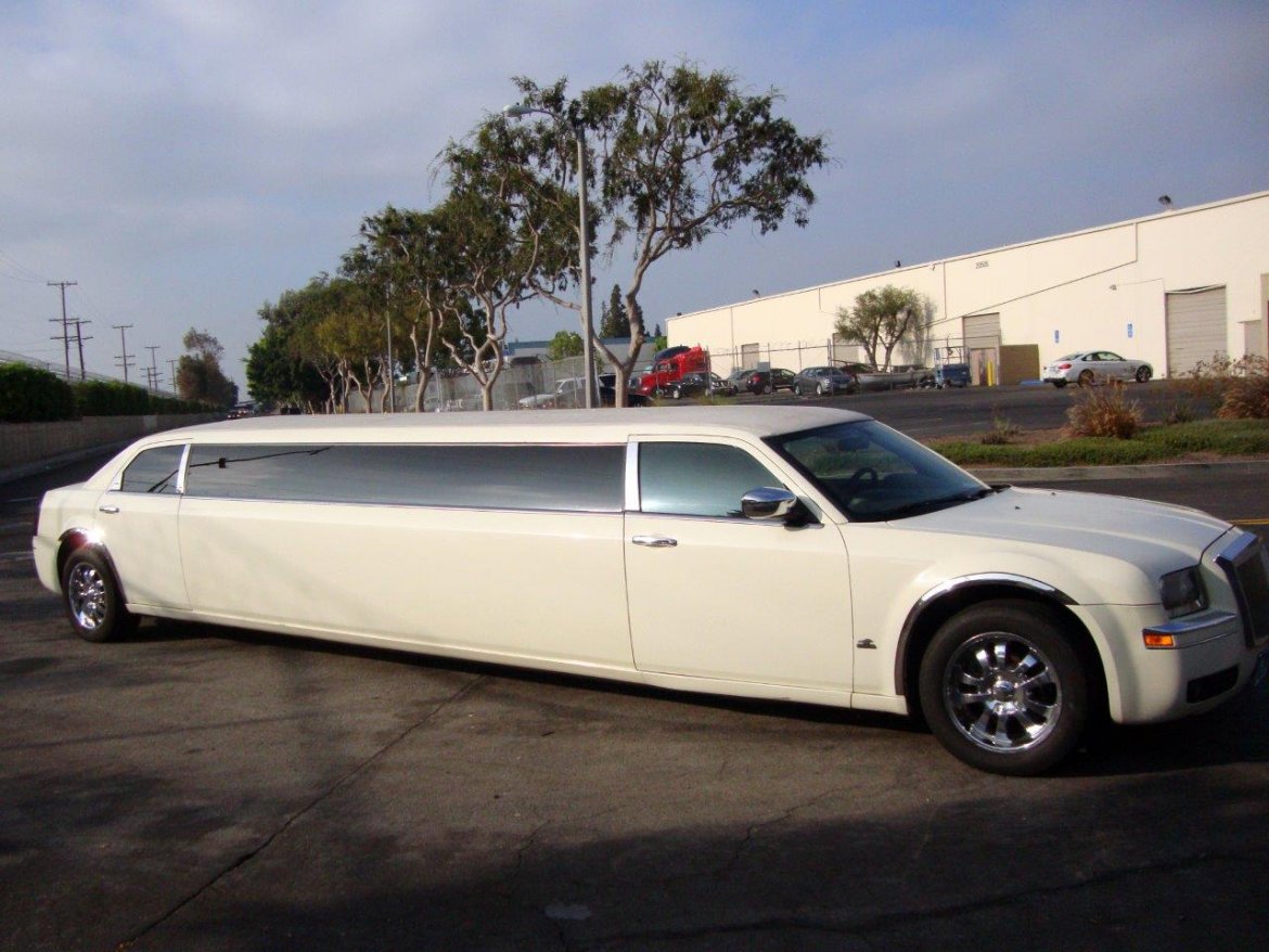 Limousine for Sale in Carson, CA - Photo 20