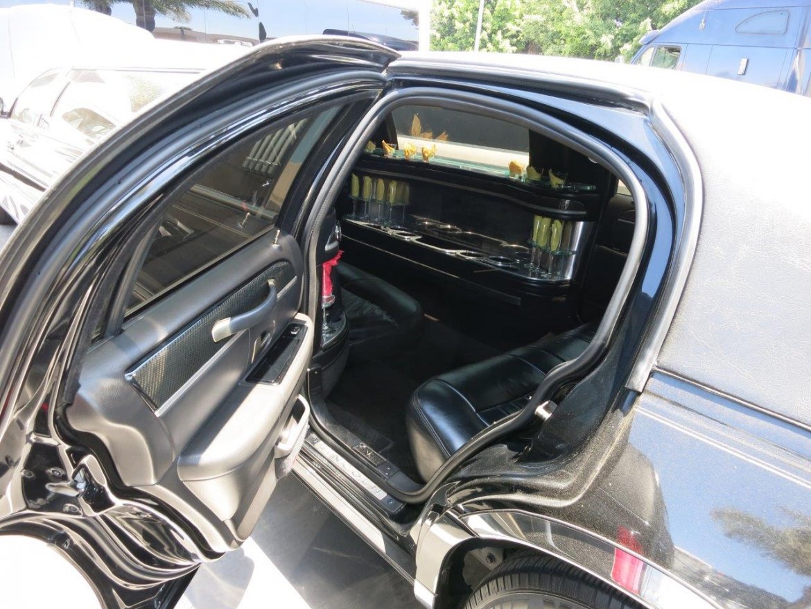 Limousine for Sale in Carson, CA - Photo 17