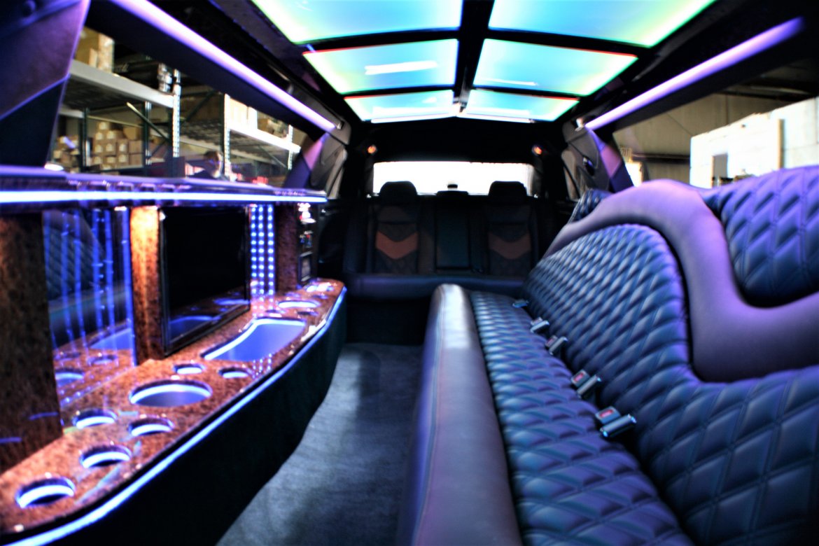 Limousine for Sale in springfield, MO - Photo 5
