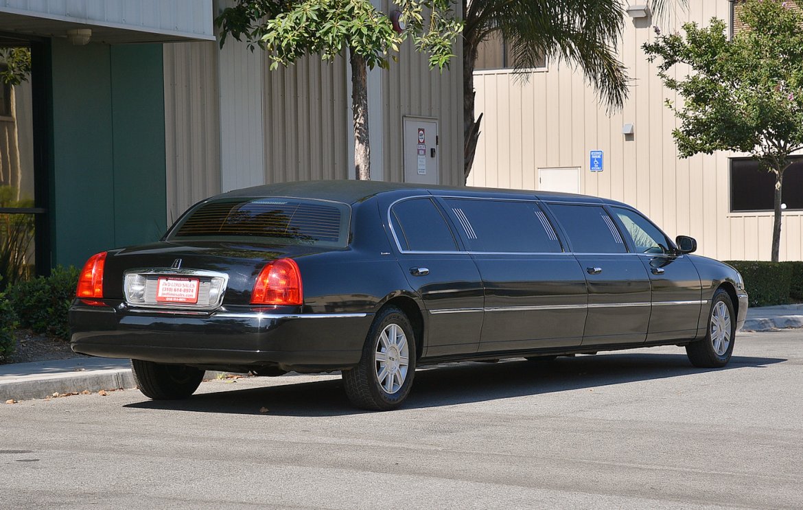 Limousine for Sale in Fontana, CA - Photo 7