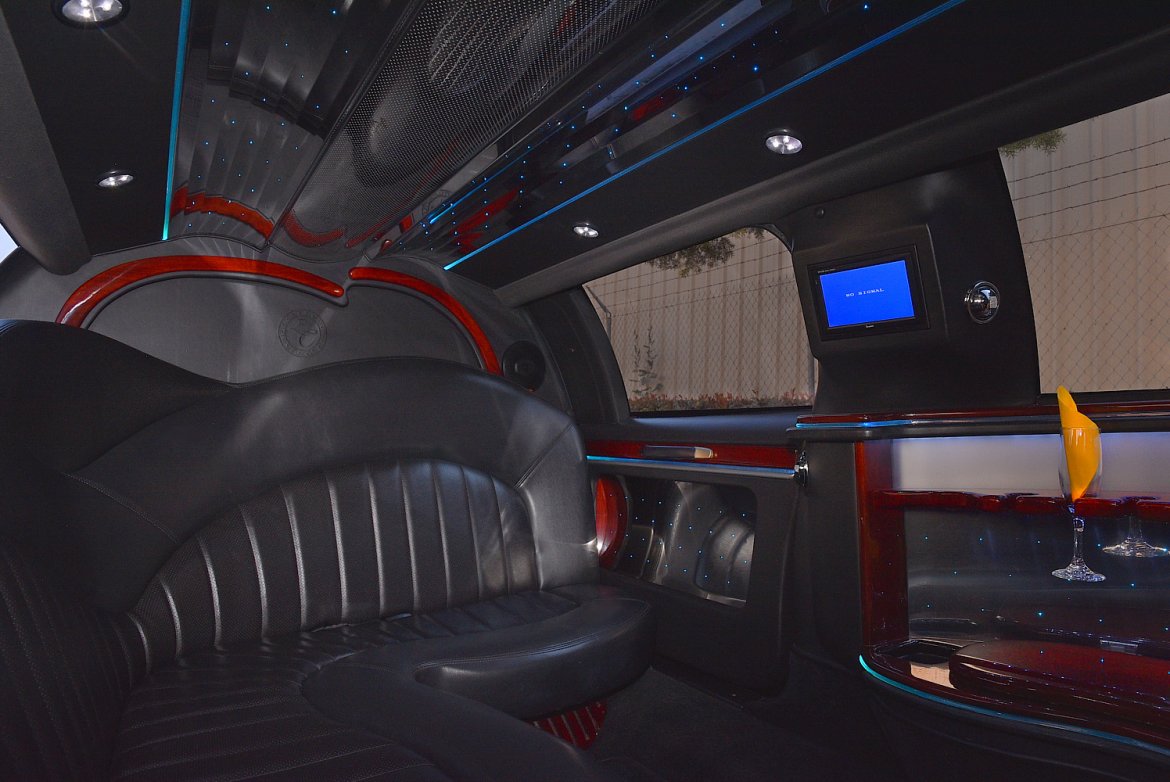Limousine for Sale in Fontana, CA - Photo 12