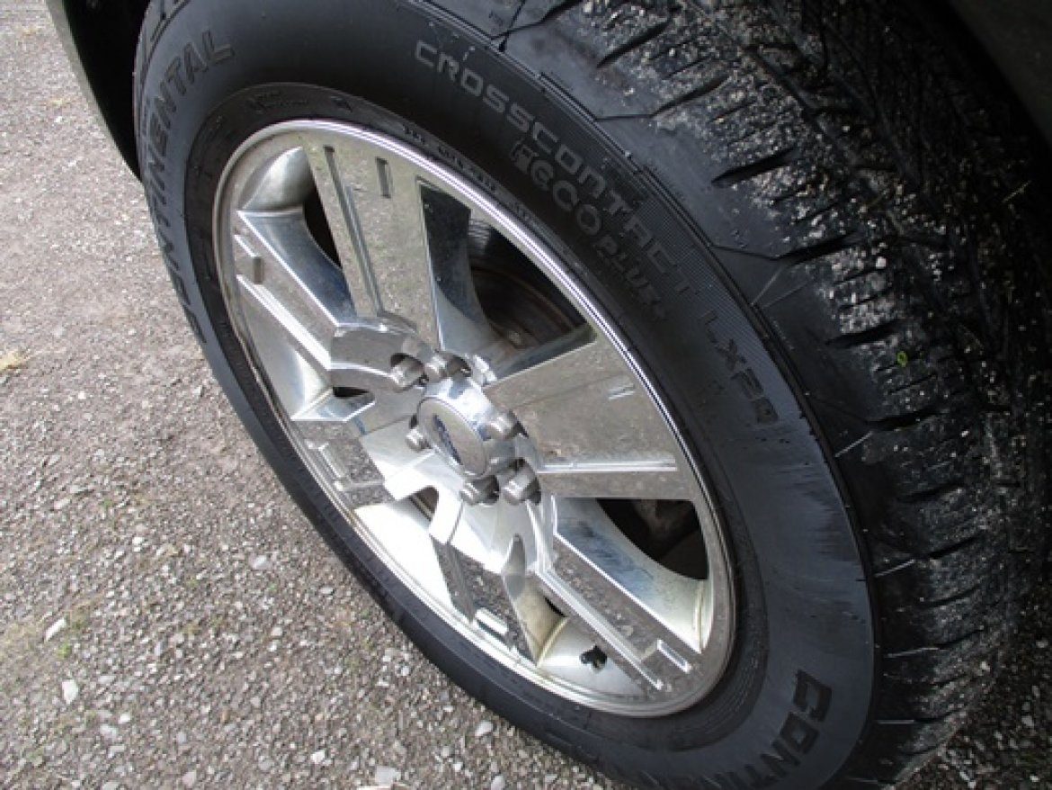 Photo of SUV for sale: 2010 Ford SUV