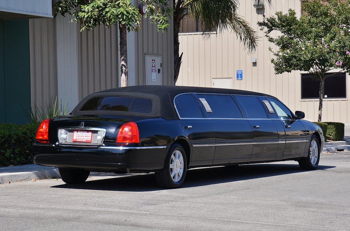 Limousine for Sale in Fontana, CA - Photo 7