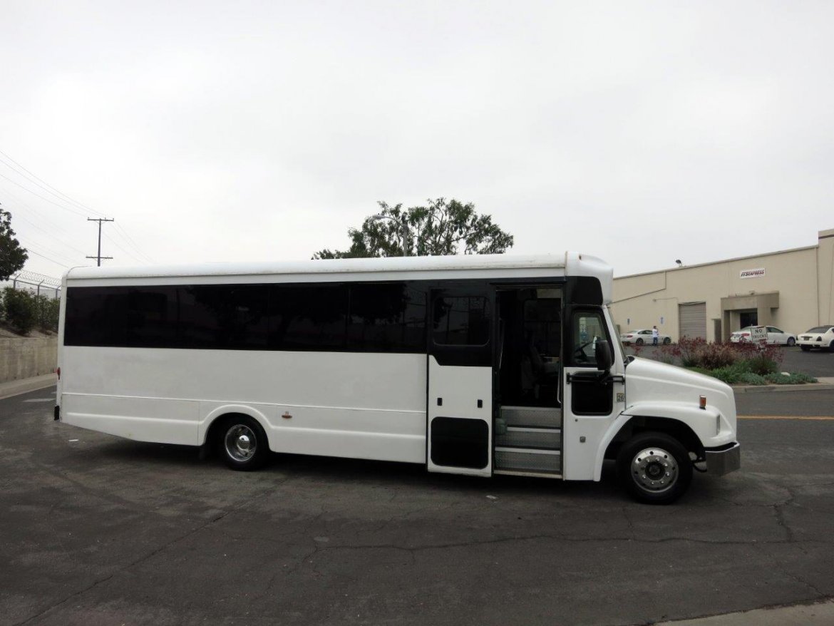 Limo Bus for Sale in Carson, CA - Photo 8