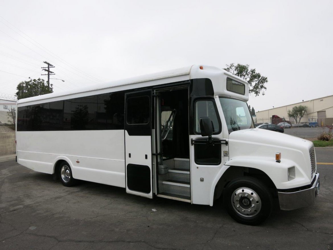 Limo Bus for Sale in Carson, CA - Photo 9