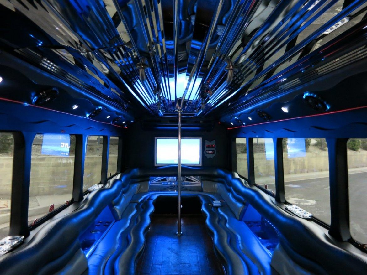 Limo Bus for Sale in Carson, CA - Photo 12