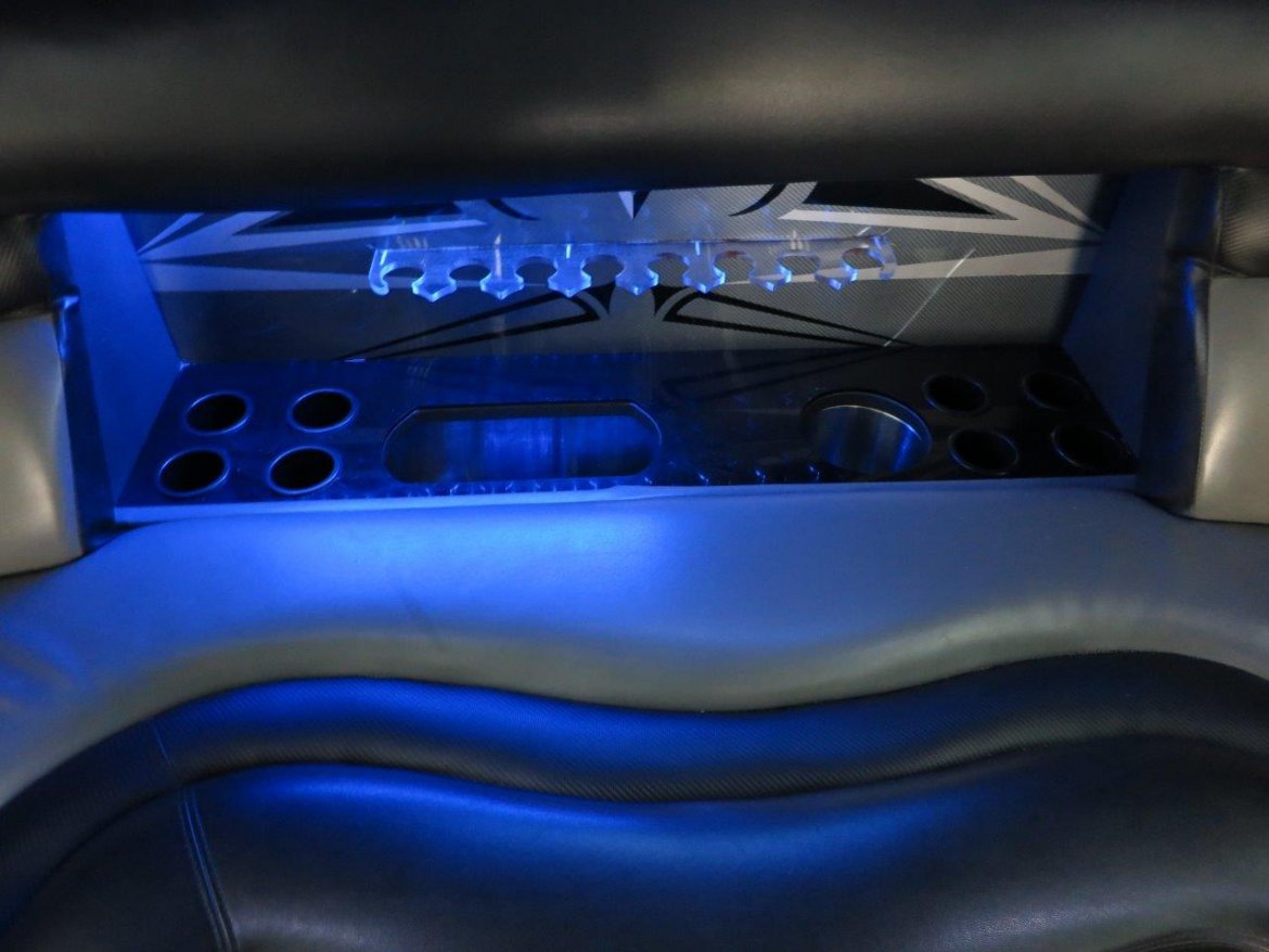 Limo Bus for Sale in Carson, CA - Photo 18