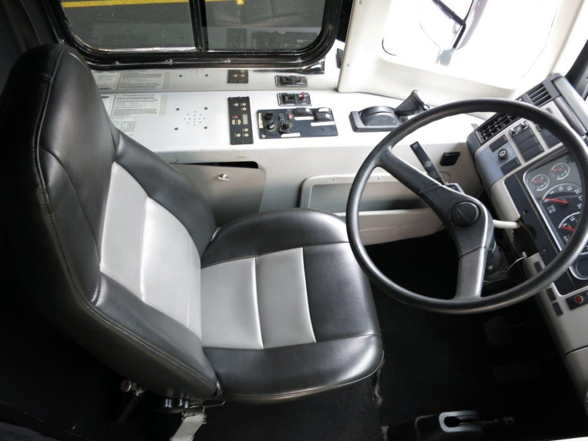 Limo Bus for Sale in Carson, CA - Photo 24
