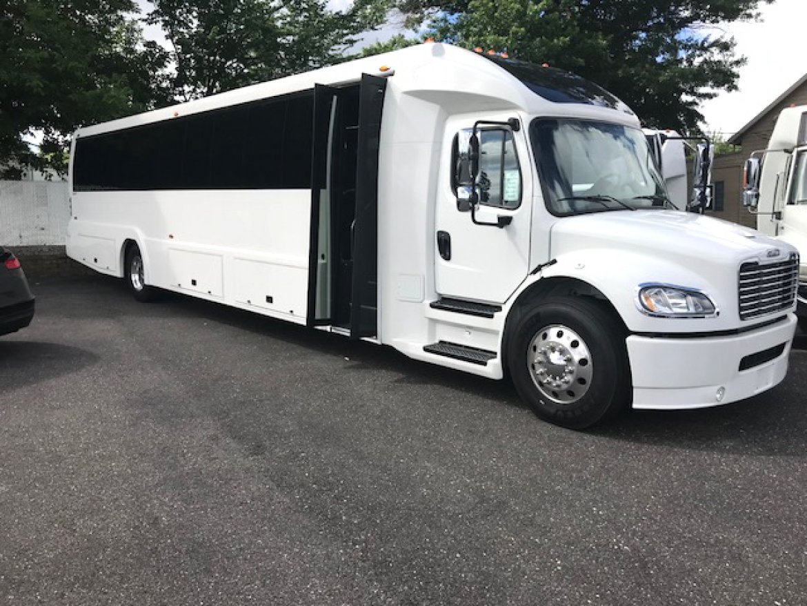 Shuttle Bus for Sale in Oaklyn, NJ - Photo 11