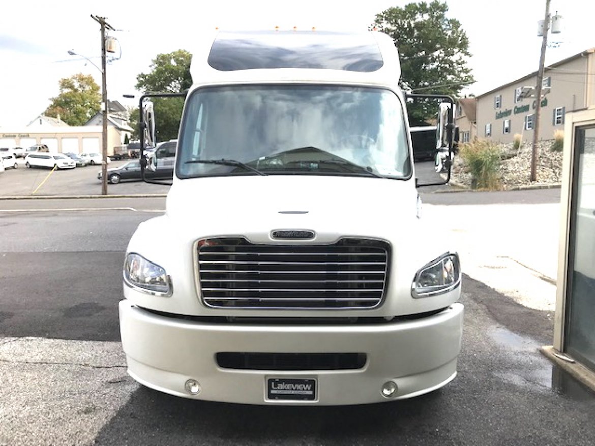 Shuttle Bus for Sale in Oaklyn, NJ - Photo 24