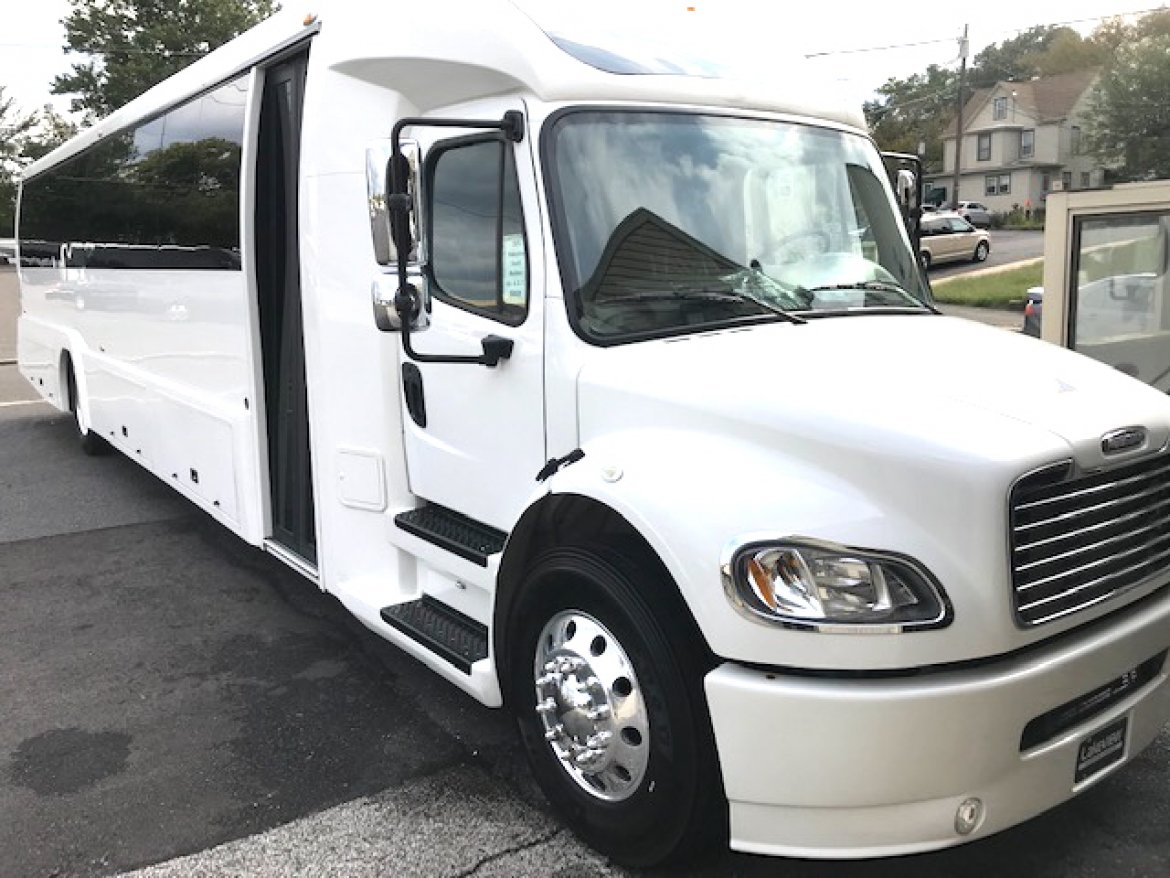 Shuttle Bus for Sale in Oaklyn, NJ - Photo 25