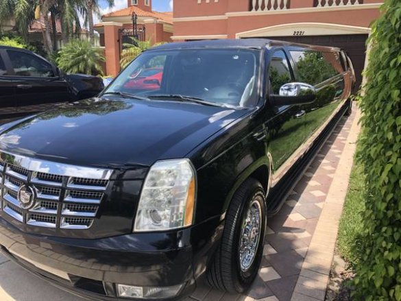 2008 Cadillac Escalade SUV Stretch for Sale in Wellington, FL - Photo 3