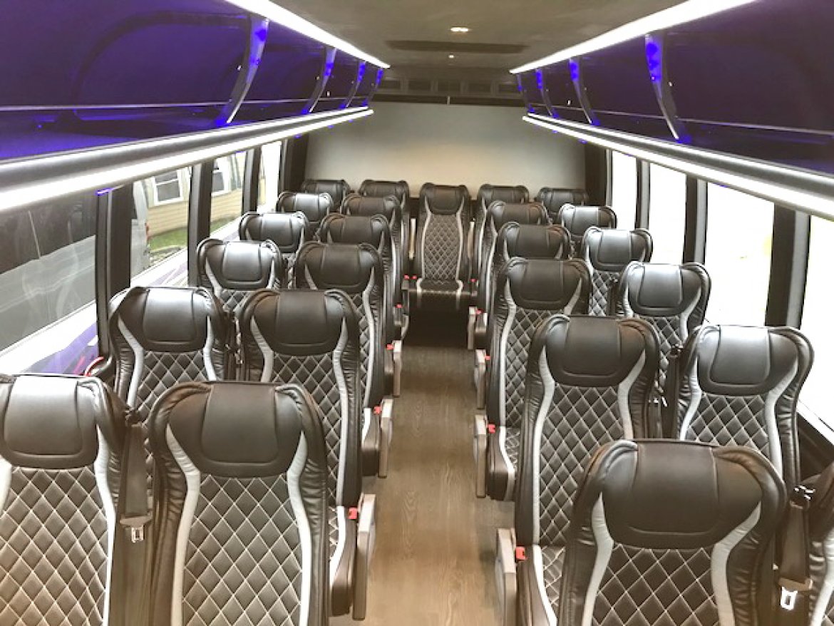 Shuttle Bus for sale: 2017 Ford F-550 34" by Executive Coach