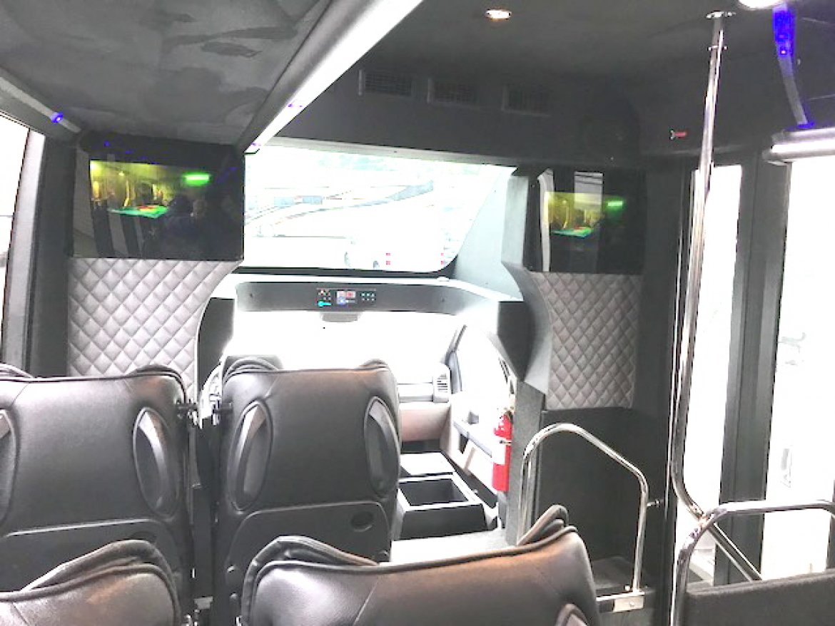 Shuttle Bus for Sale in Oaklyn, NJ - Photo 18