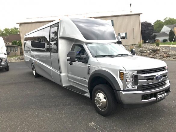 2018 Ford F-550 Limo Bus for Sale in Oaklyn, NJ - Photo 2