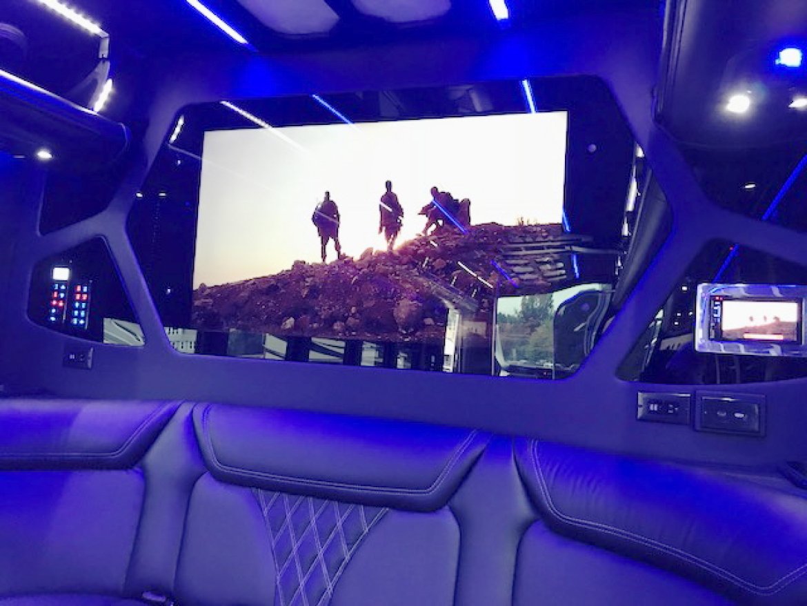 Limo Bus for Sale in Oaklyn, NJ - Photo 9