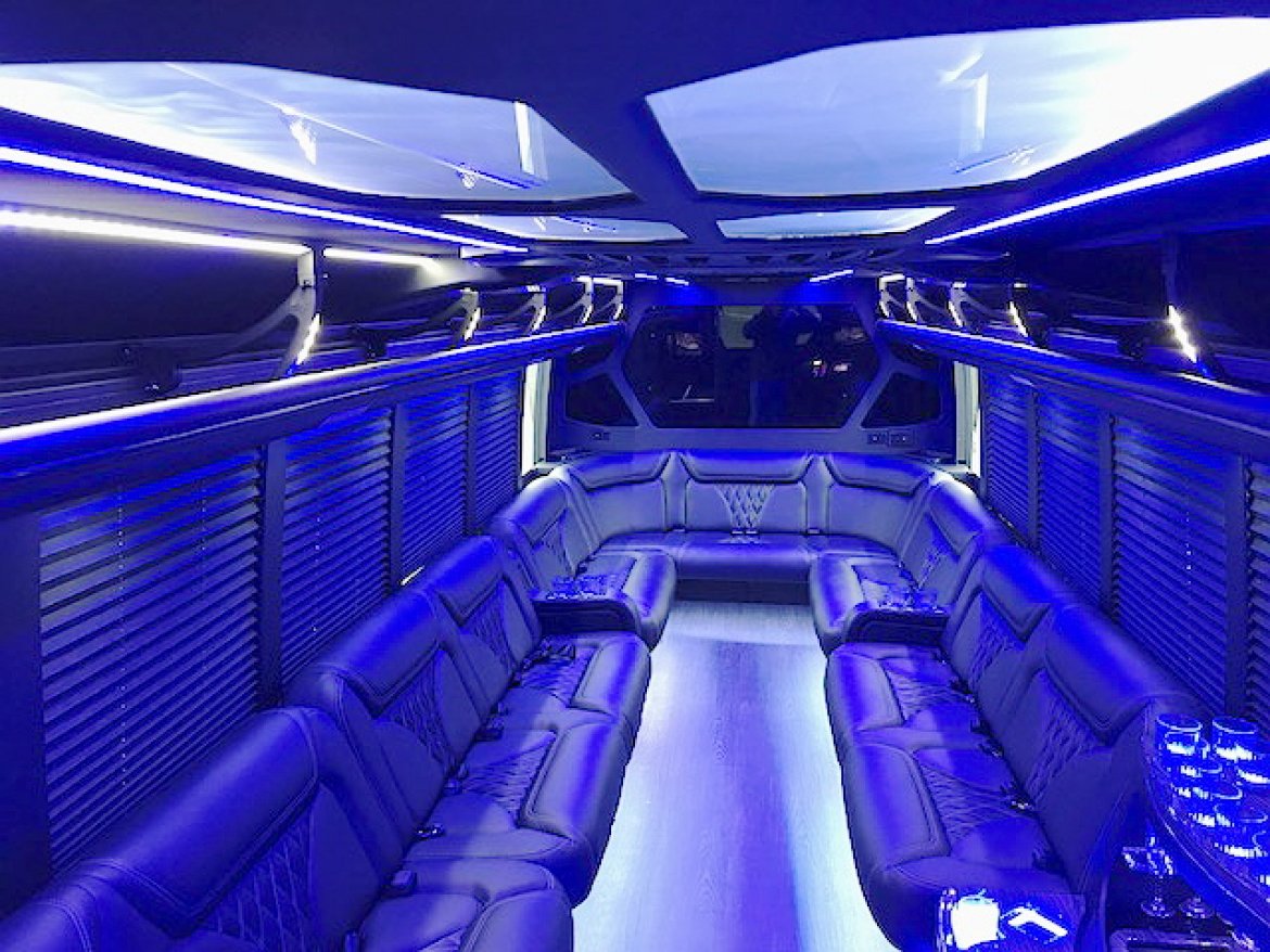 Limo Bus for Sale in Oaklyn, NJ - Photo 14