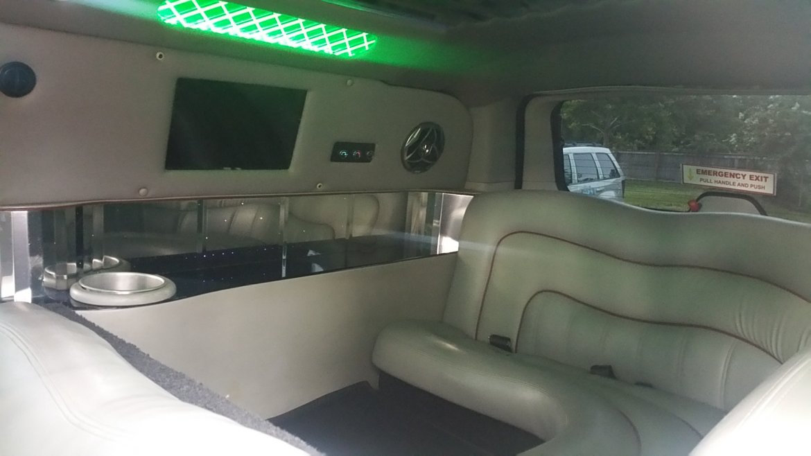 SUV Stretch for Sale in Houston, TX - Photo 12
