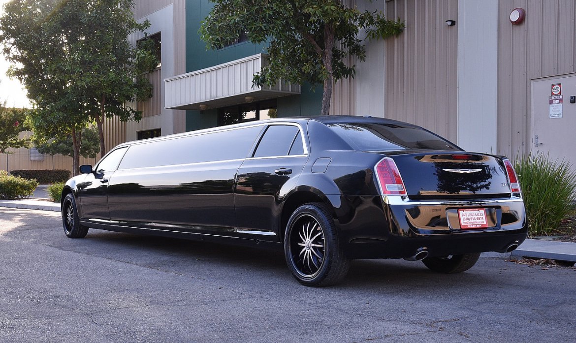 Limousine for Sale in Fontana, CA - Photo 8