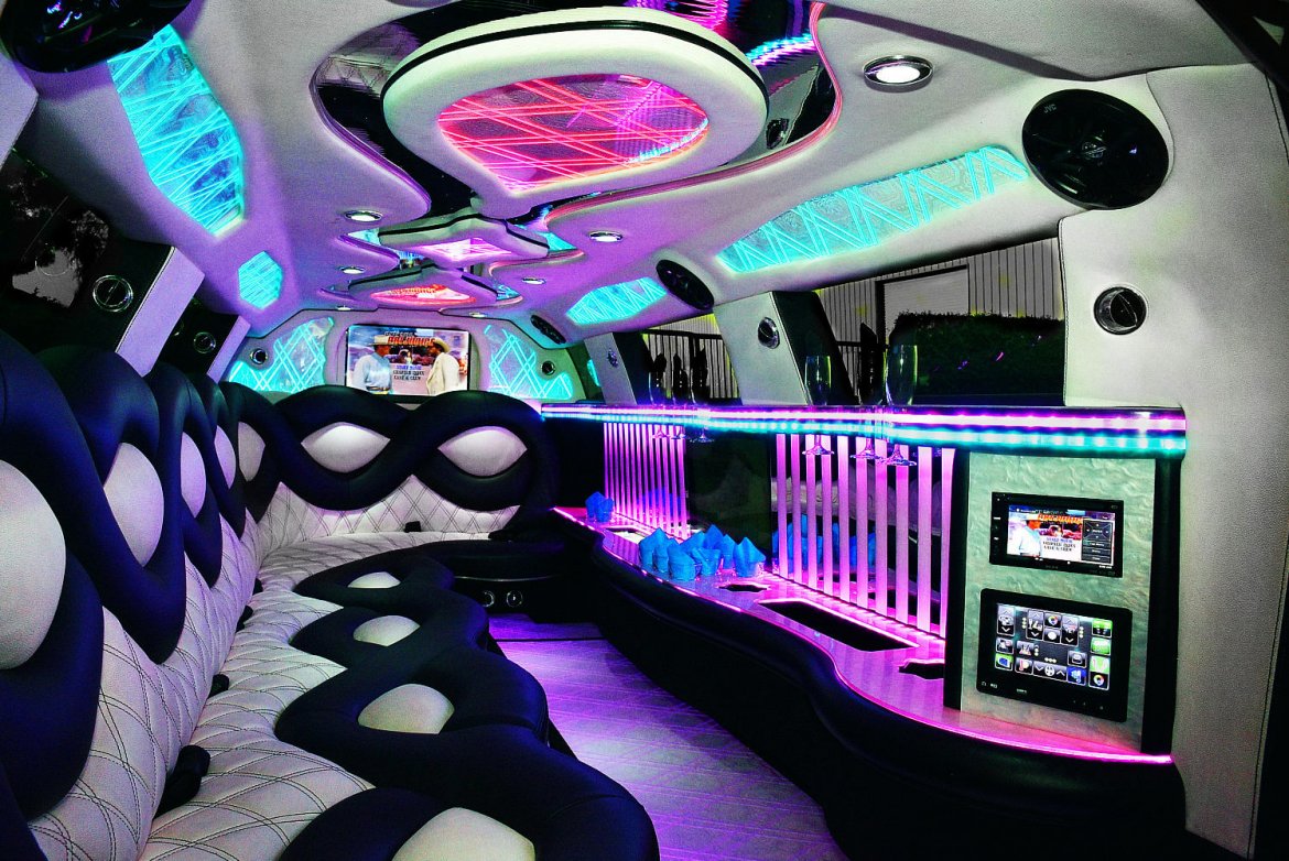 Limousine for Sale in Fontana, CA - Photo 10