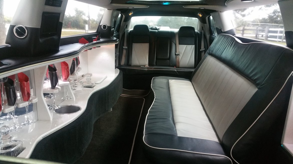 Limousine for Sale in Houston, TX - Photo 15