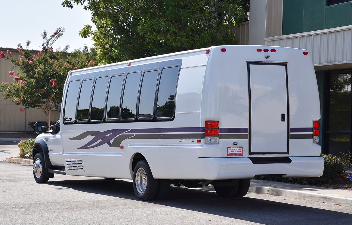 Limo Bus for Sale in Fontana, CA - Photo 4