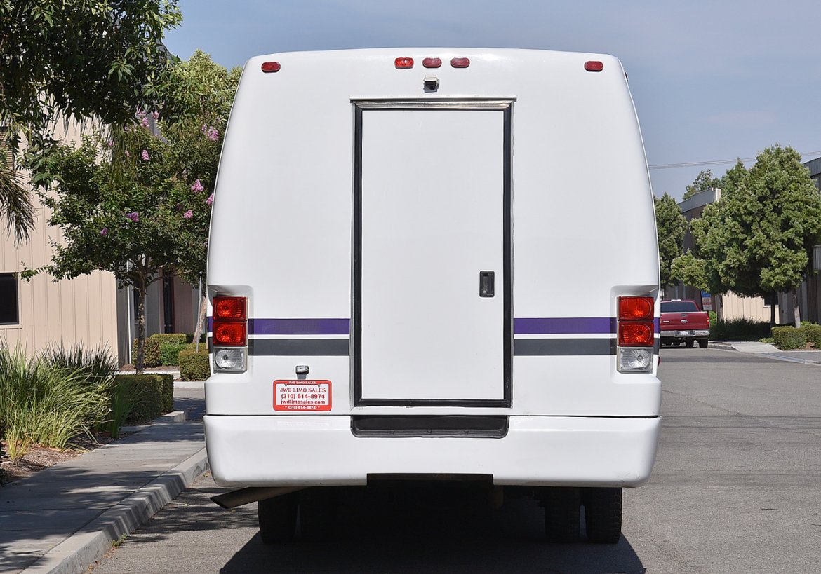 Limo Bus for Sale in Fontana, CA - Photo 8