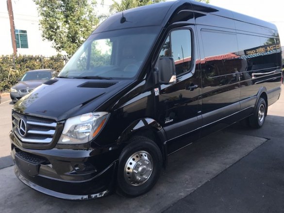 2016 Mercedes-Benz 3500 170" Ext. Sprinter for Sale in Riverside, CA - Photo 3