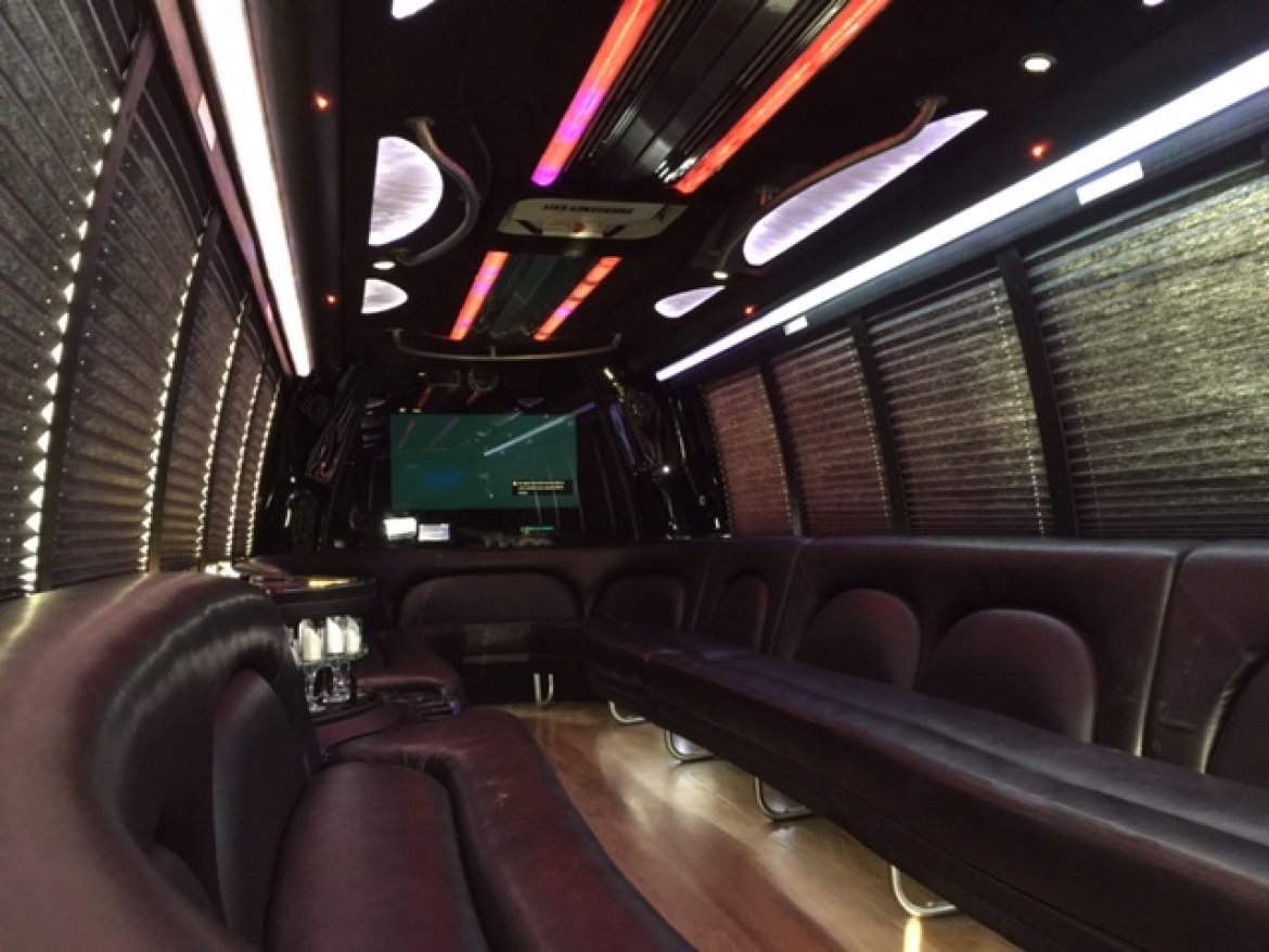 Limo Bus for Sale in AURORA, CO - Photo 3