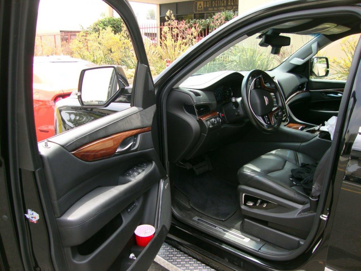 SUV Stretch for Sale in Carson, CA - Photo 20