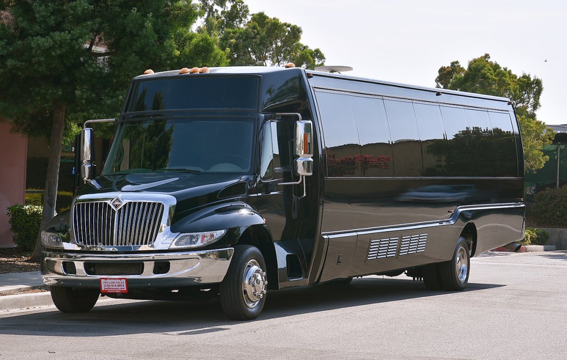 Limo Bus for Sale in Fontana, CA - Photo 8