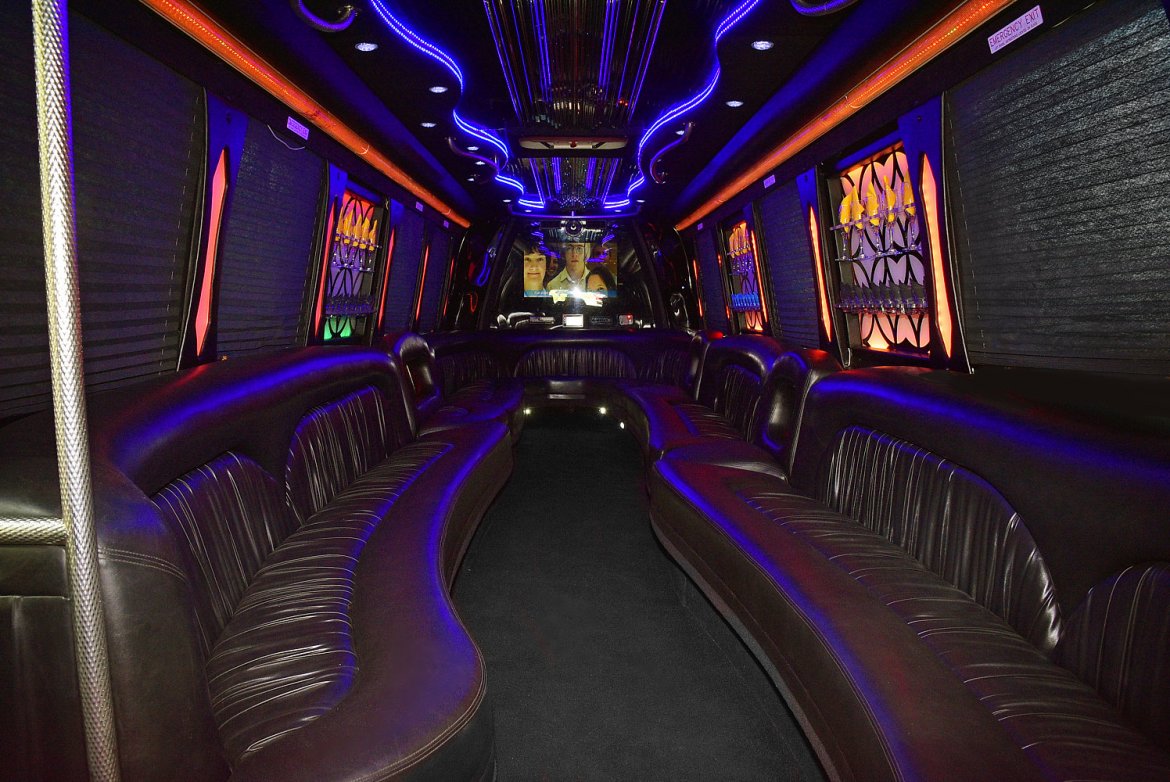 Limo Bus for Sale in Fontana, CA - Photo 11