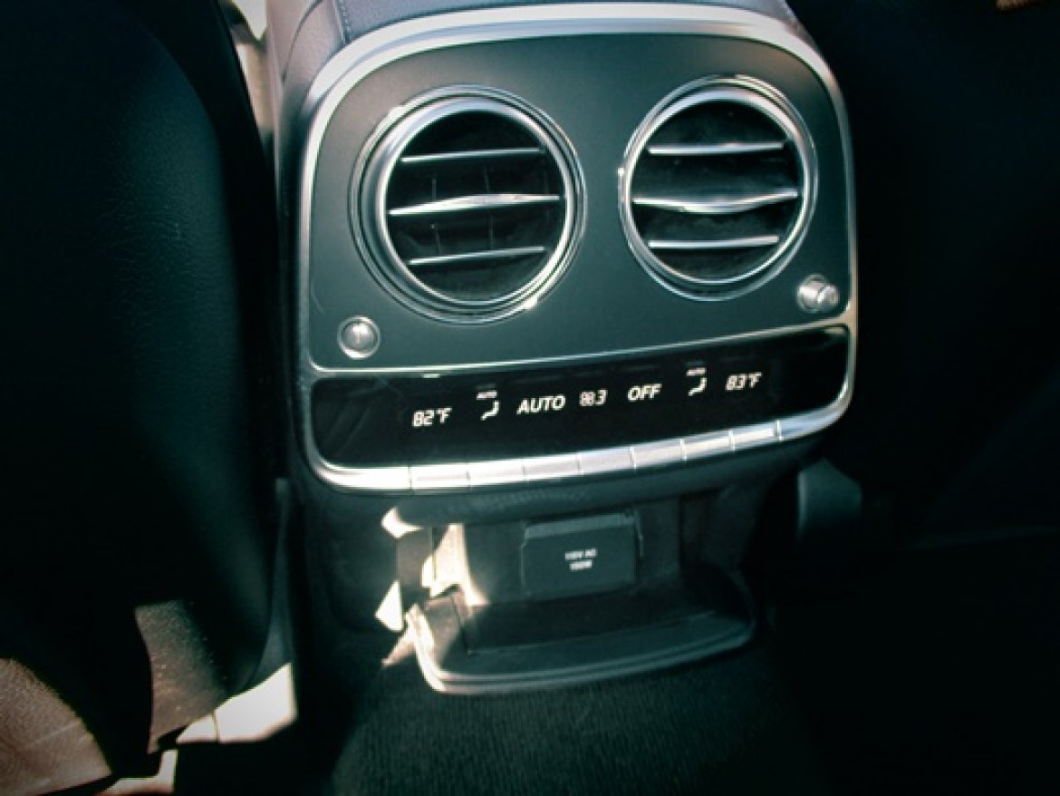 Photo of Sedan for sale: 2015 Mercedes-Benz S550