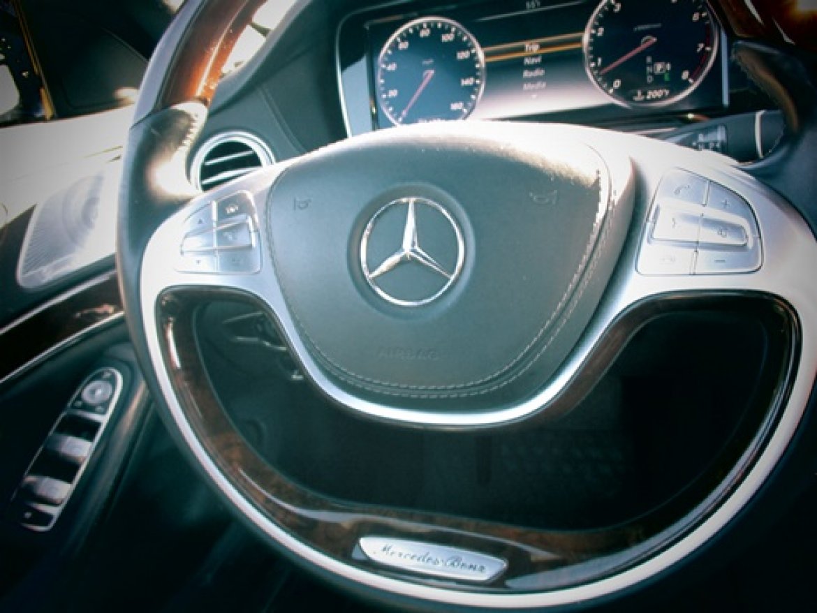 Photo of Sedan for sale: 2015 Mercedes-Benz S550