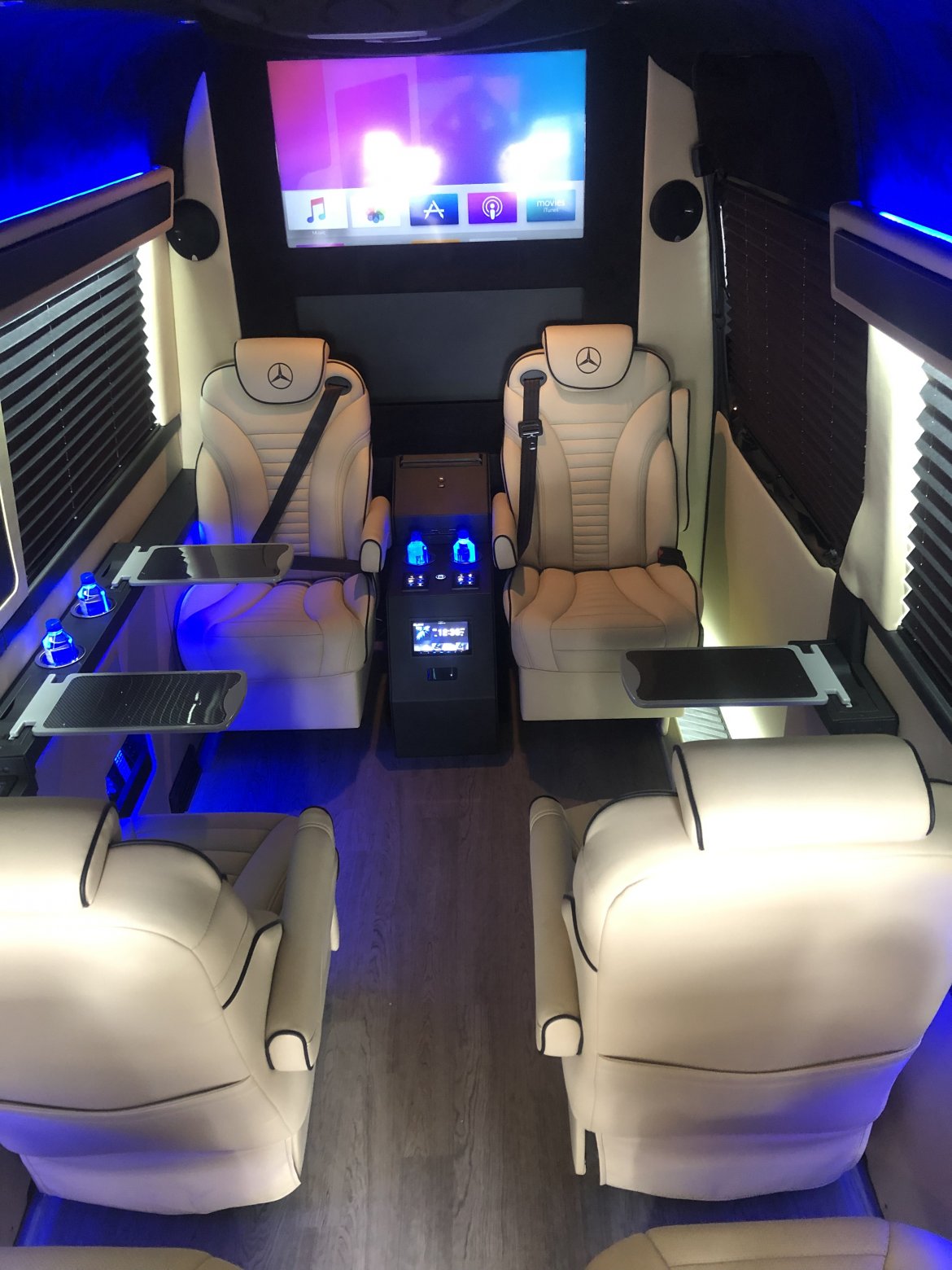 Sprinter for sale: 2018 Mercedes-Benz CANADA 3500 Super Single 170" by Absolute Styling