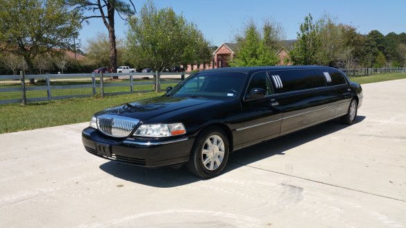 2007 Lincoln Towncar Limousine for Sale in Houston, TX - Photo 3