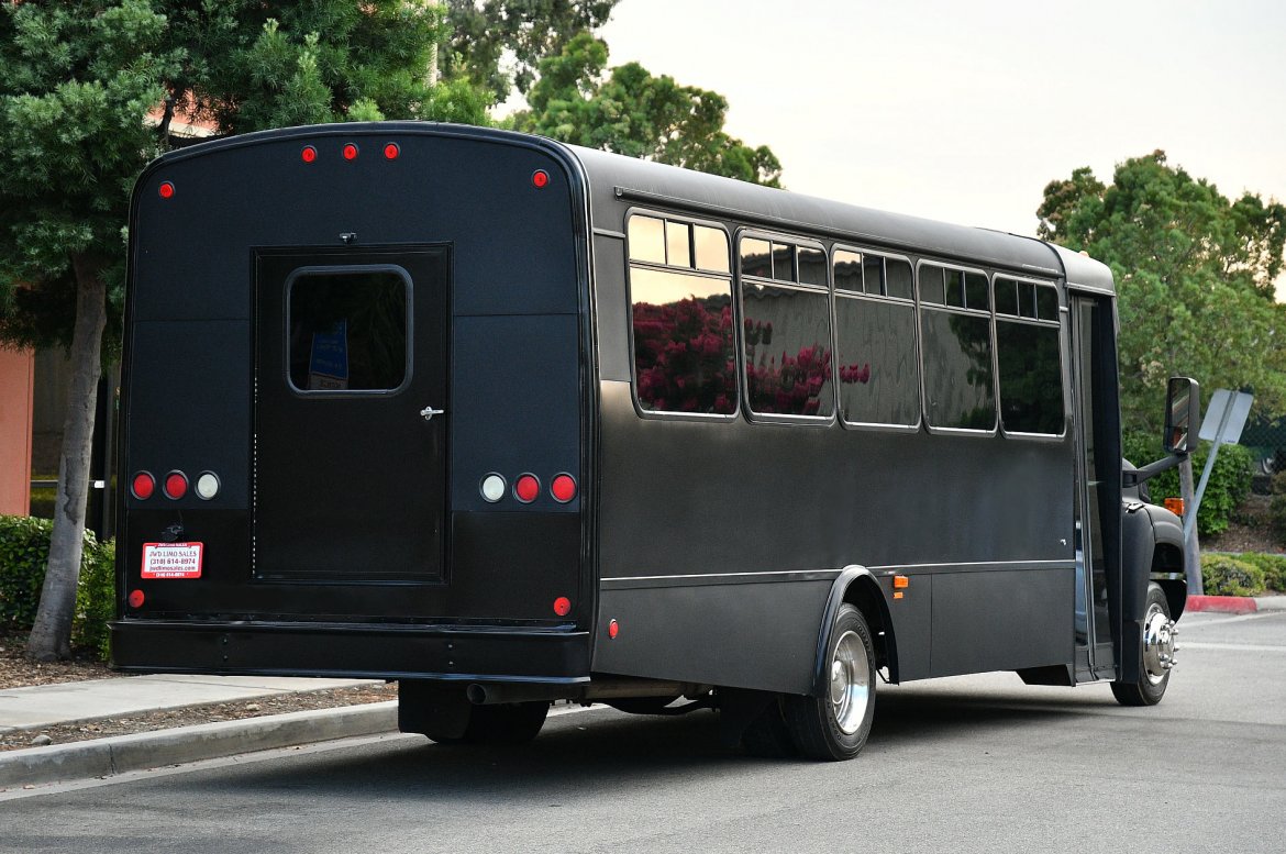 Limo Bus for Sale in Fontana, CA - Photo 3