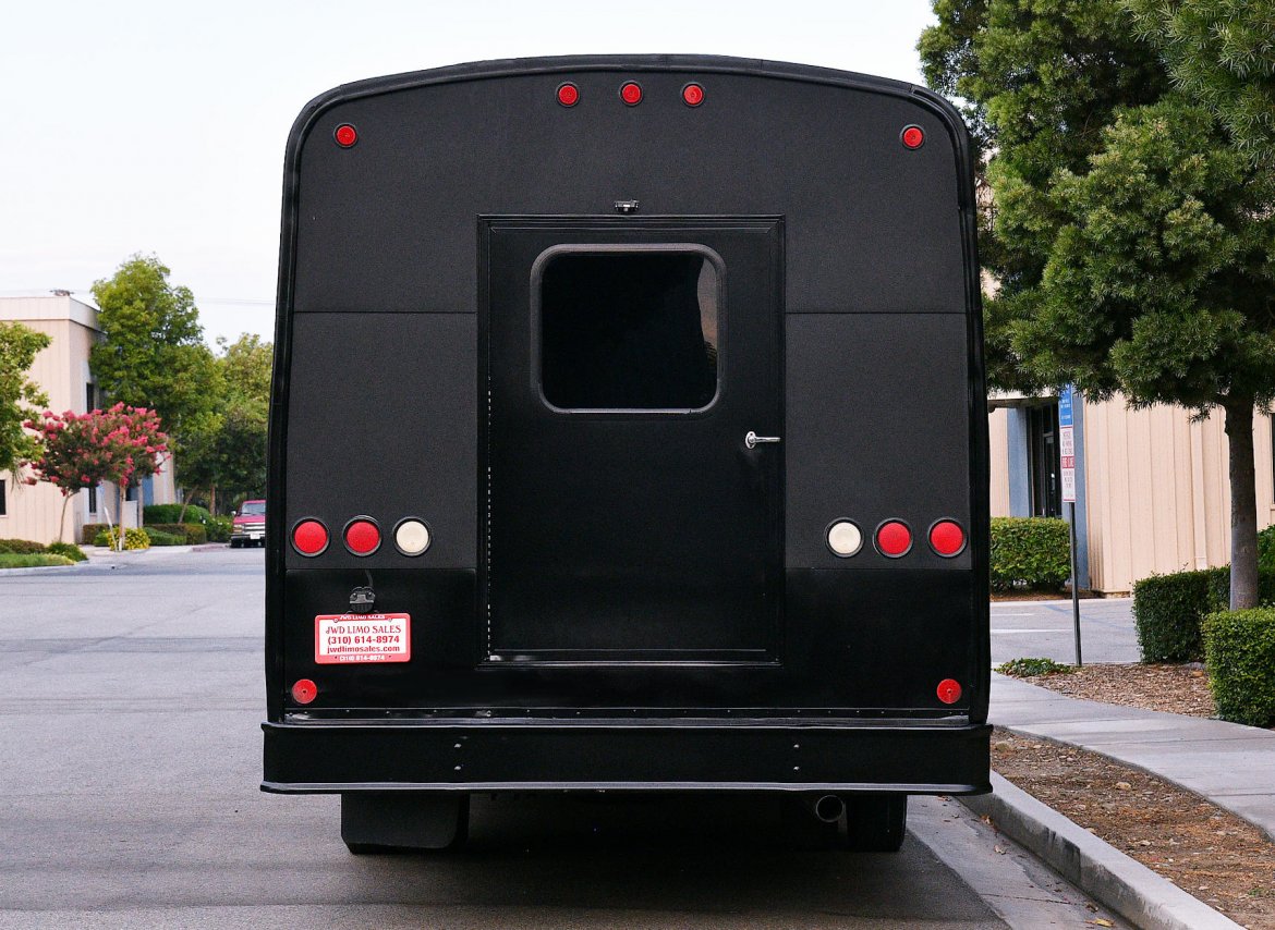 Limo Bus for Sale in Fontana, CA - Photo 8