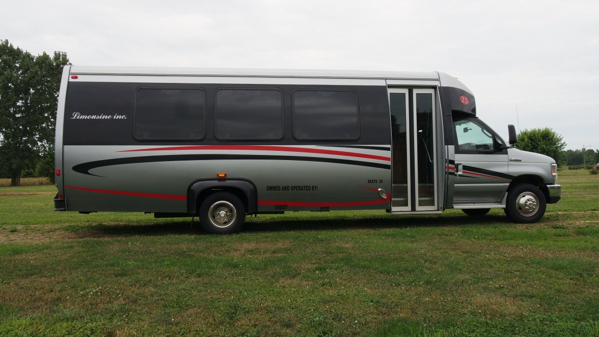 Shuttle Bus for Sale in North East, PA - Photo 4