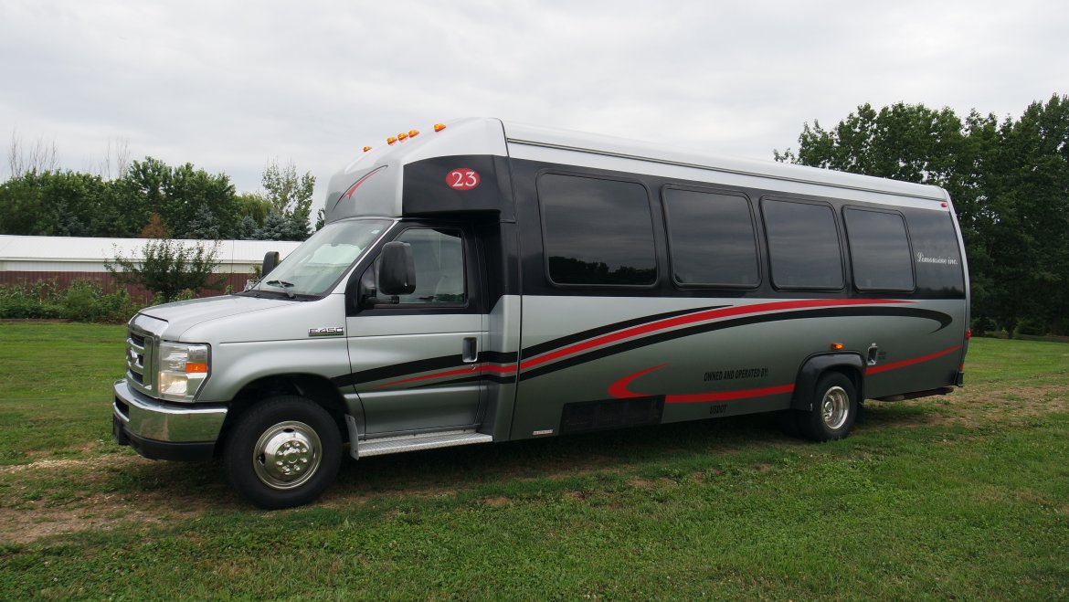 Shuttle Bus for Sale in North East, PA - Photo 10