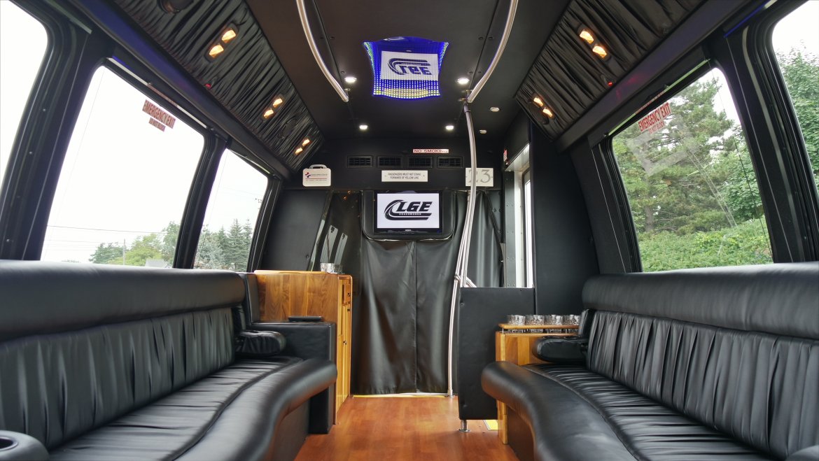 Shuttle Bus for Sale in North East, PA - Photo 13