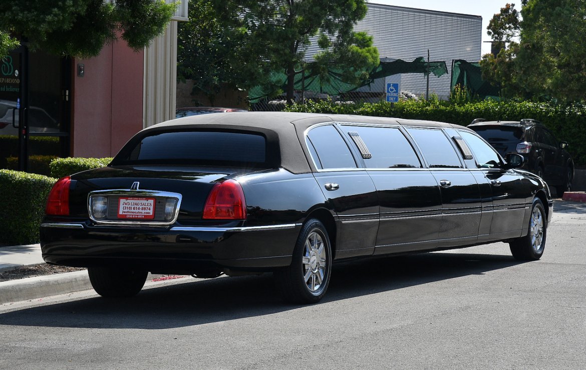 Limousine for Sale in Fontana, CA - Photo 4