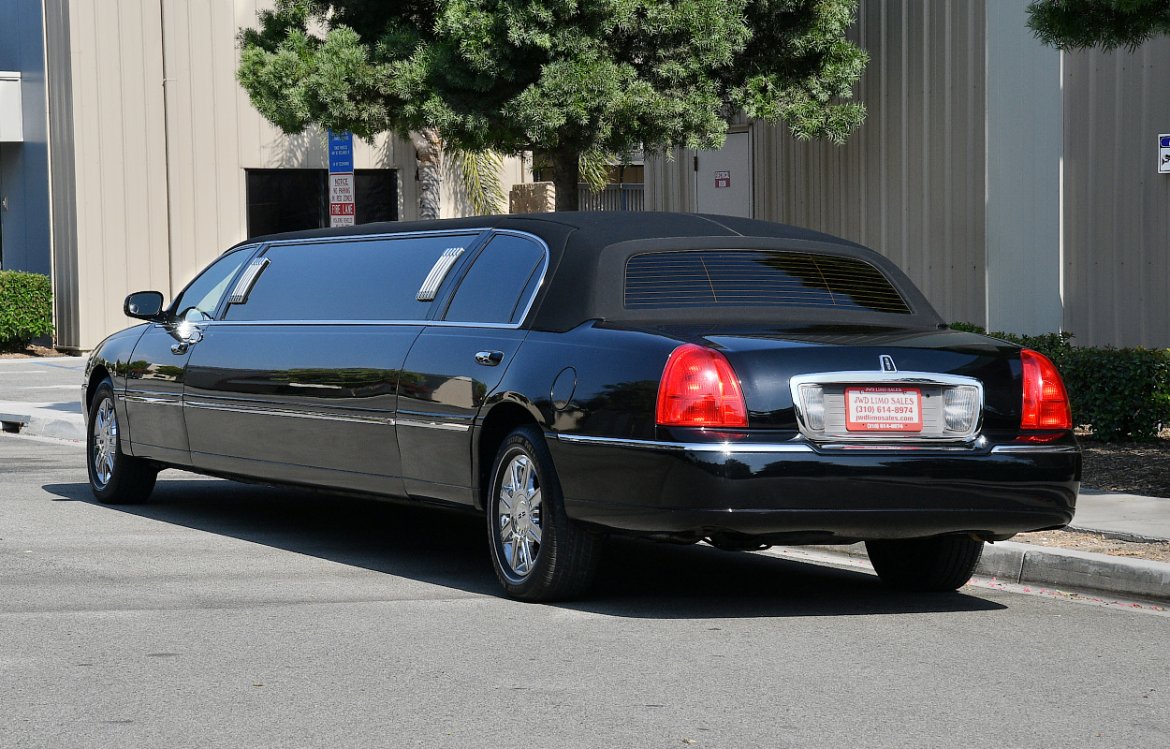 Limousine for Sale in Fontana, CA - Photo 7